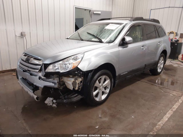 Продажа на аукционе авто 2014 Subaru Outback 3.6r Limited, vin: 4S4BRDMC4E2202812, номер лота: 44305348
