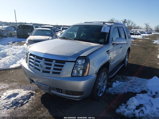 2011 CADILLAC ESCALADE 1GYS4BEF6BR164464 Photo 1