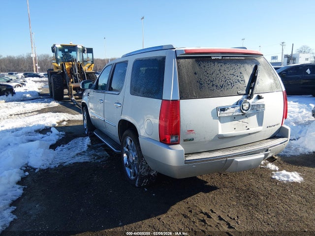 2011 CADILLAC ESCALADE 1GYS4BEF6BR164464 Photo 2