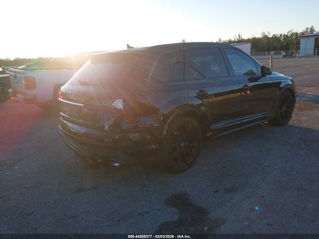 2021 AUDI SQ7 WA1AWBF76MD016652 Photo 3