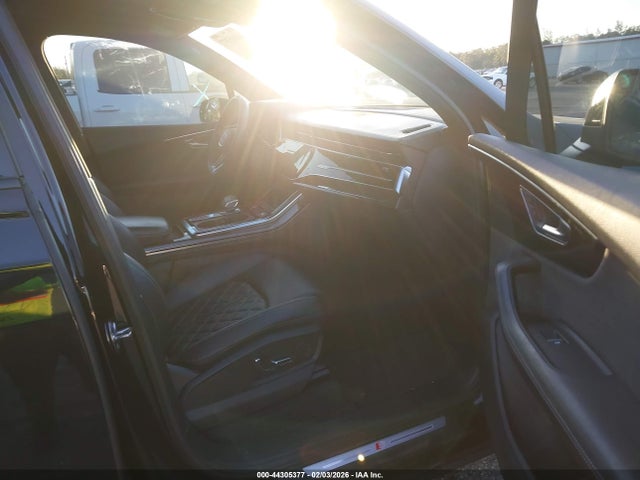 2021 AUDI SQ7 WA1AWBF76MD016652 Photo 4