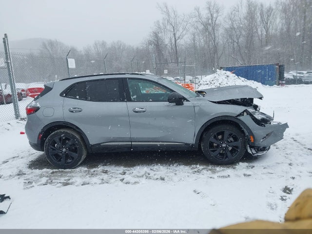 2023 Buick Envision Essence Awd მანქანა იყიდება აუქციონზე, vin: LRBFZPR41PD165040, აუქციონის ნომერი: 44305398
