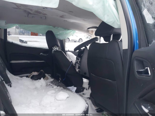 44305400 :رقم المزاد ، 1GTG6DEN4K1253828 vin ، 2019 Gmc Canyon Slt مزاد بيع