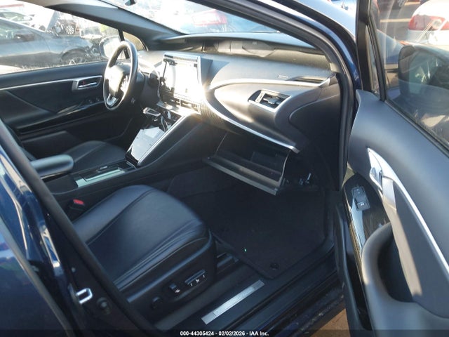 2020 TOYOTA MIRAI JTDBVRBD3LA008011 Photo 4
