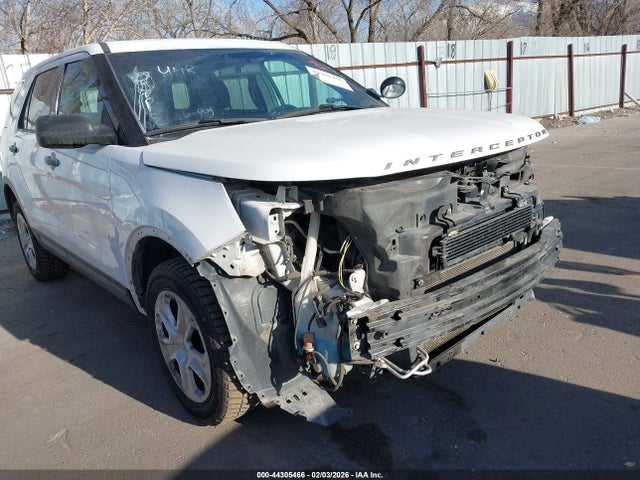 Ford Police Interceptor Utility 2018 1FM5K8AT5JGB59558 Image 18