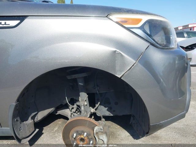 KNDJN2A26F7191327 KIA Soul