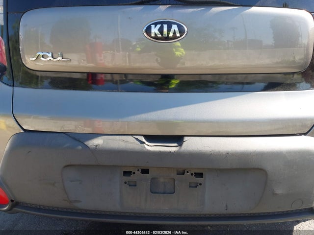 KNDJN2A26F7191327 KIA Soul