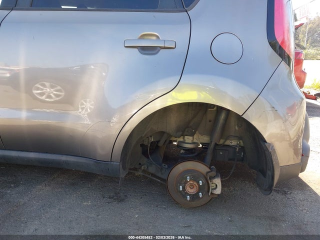 KNDJN2A26F7191327 KIA Soul
