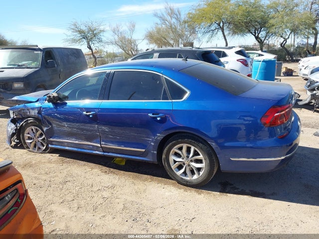 1VWAT7A39HC011342 Volkswagen Passat 1.8t S