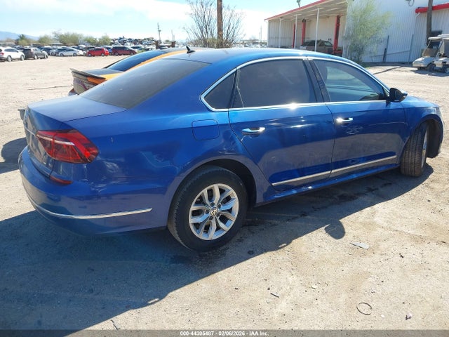1VWAT7A39HC011342 Volkswagen Passat 1.8t S