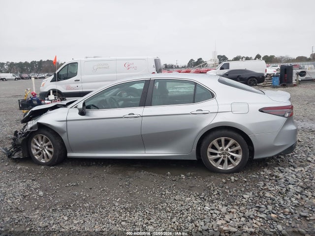 2023 Toyota Camry Le მანქანა იყიდება აუქციონზე, vin: 4T1C11AK5PU109665, აუქციონის ნომერი: 44305516