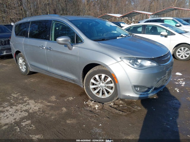 2018 CHRYSLER PACIFICA 2C4RC1BG7JR356077 Photo 0