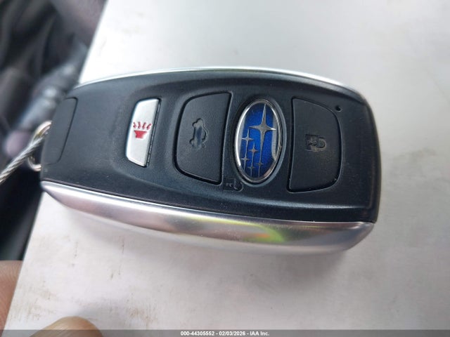 4S4GUHN65R3764769 Subaru Crosstrek Limited