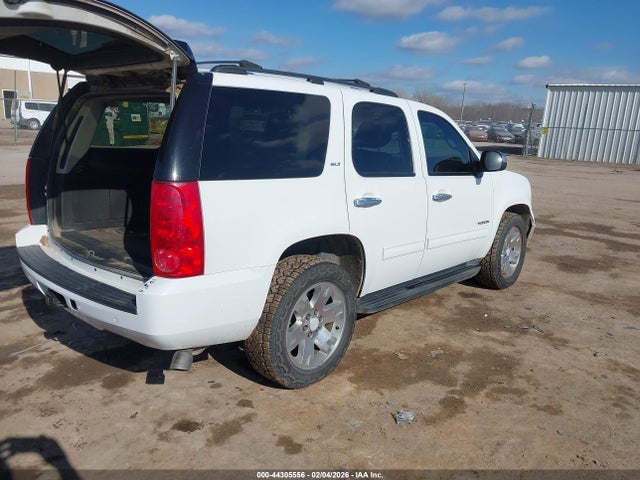 2012 Gmc Yukon Slt მანქანა იყიდება აუქციონზე, vin: 1GKS1CE02CR223757, აუქციონის ნომერი: 44305556