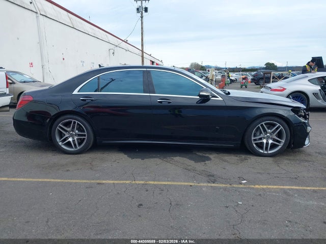 WDDUG8GB2KA449542 Mercedes-Benz S 560 4matic