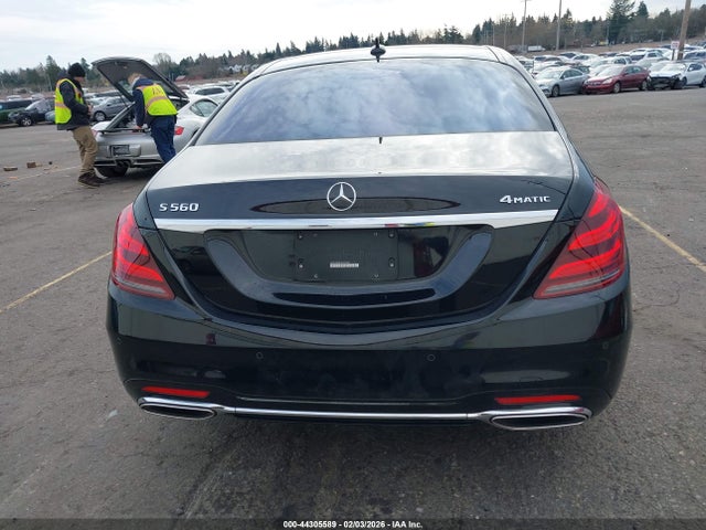 WDDUG8GB2KA449542 Mercedes-Benz S 560 4matic