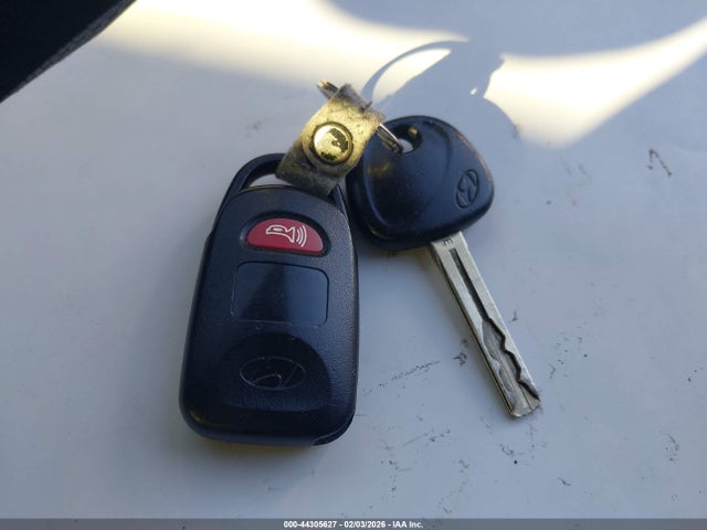 5NPEB4AC2EH926197 Hyundai SONATA GLS