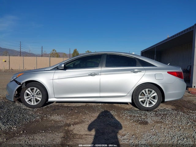 5NPEB4AC2EH926197 Hyundai SONATA GLS