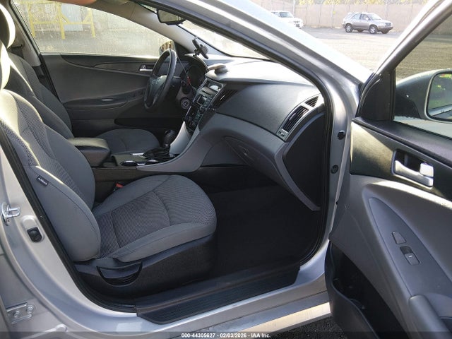 5NPEB4AC2EH926197 Hyundai SONATA GLS