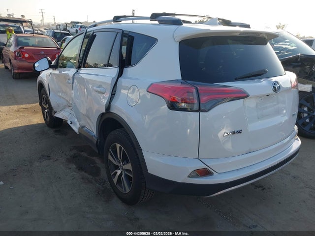 JTMWFREV8HJ116148 Toyota Rav4 Xle