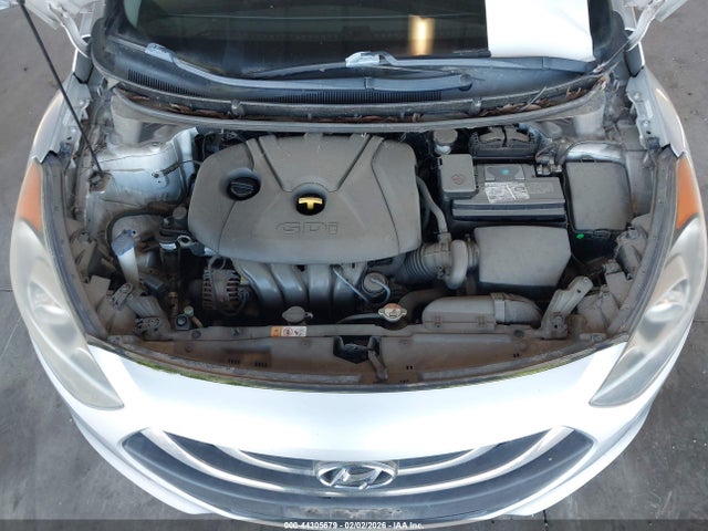 KMHD35LH1EU165638 Hyundai ELANTRA GT