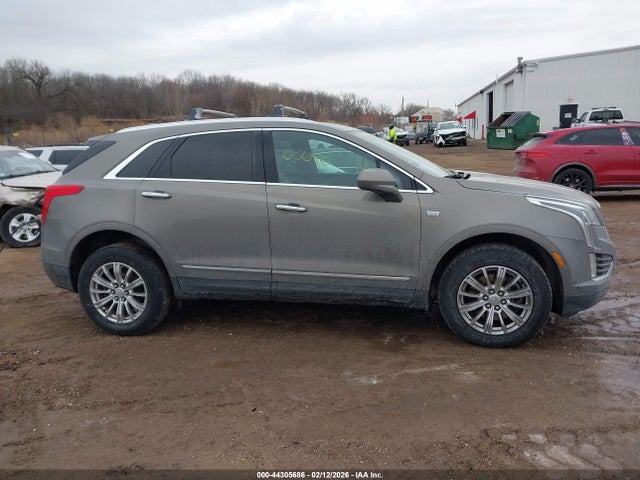 44305686 :رقم المزاد ، 1GYKNARS2HZ270398 vin ، 2017 Cadillac Xt5 Standard مزاد بيع