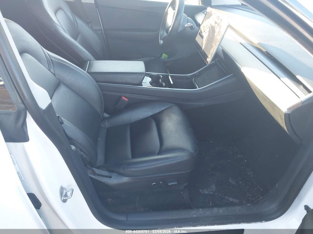 2020 TESLA MODEL Y 5YJYGDEEXLF037010 Photo 4