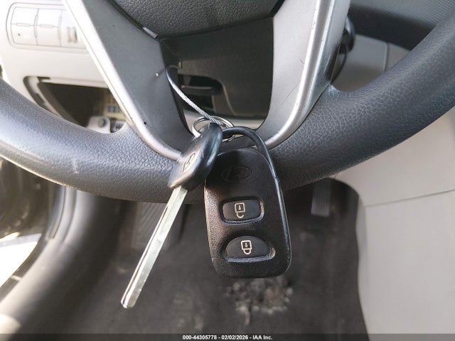 2017 HYUNDAI ACCENT KMHCT4AEXHU172591 Photo 10