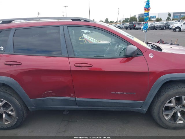 1C4PJMBS7HW538334 Jeep Cherokee Trailhawk 4x4