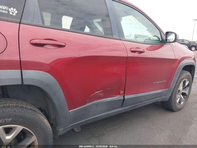 1C4PJMBS7HW538334 Jeep Cherokee Trailhawk 4x4