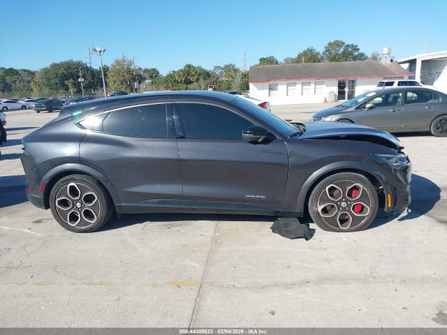 Ford Mustang Mach-e Gt 2022 3FMTK4SE4NMA13681 Image 13