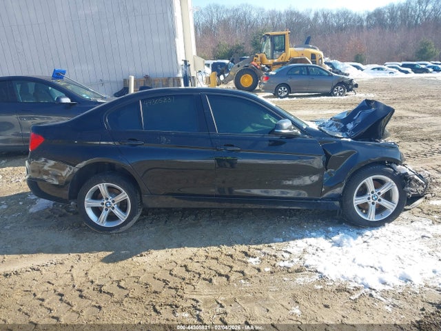 2015 Bmw 328i Xdrive მანქანა იყიდება აუქციონზე, vin: WBA3B5G53FNS13068, აუქციონის ნომერი: 44305831