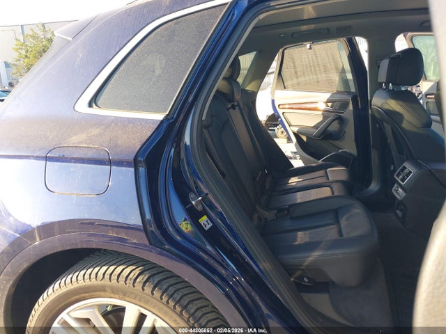 WA1BNAFY8J2120366 Audi Q5 2.0t Premium/2.0t Tech Premium