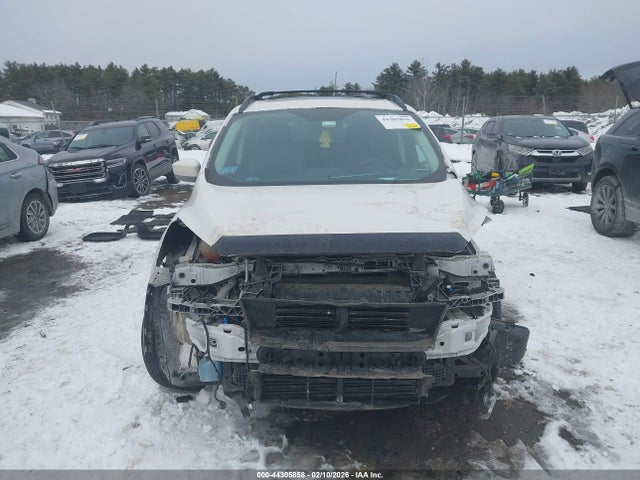 1FMCU9G94HUA97794 Ford ESCAPE SE