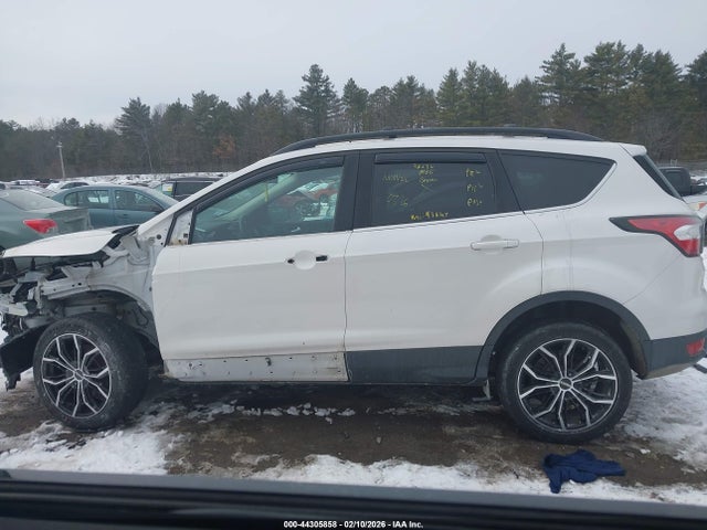 1FMCU9G94HUA97794 Ford ESCAPE SE