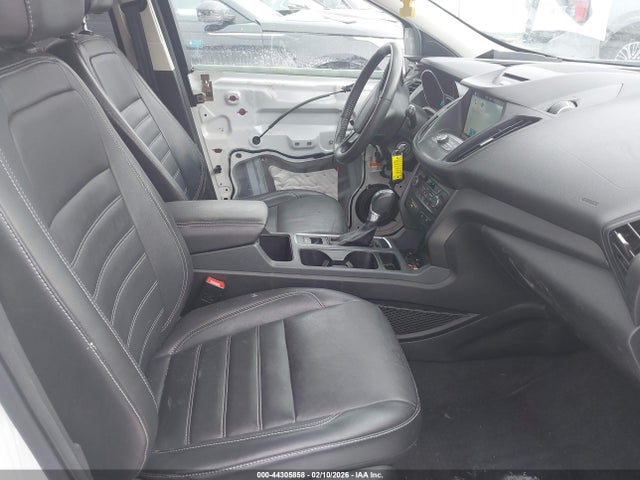 1FMCU9G94HUA97794 Ford ESCAPE SE