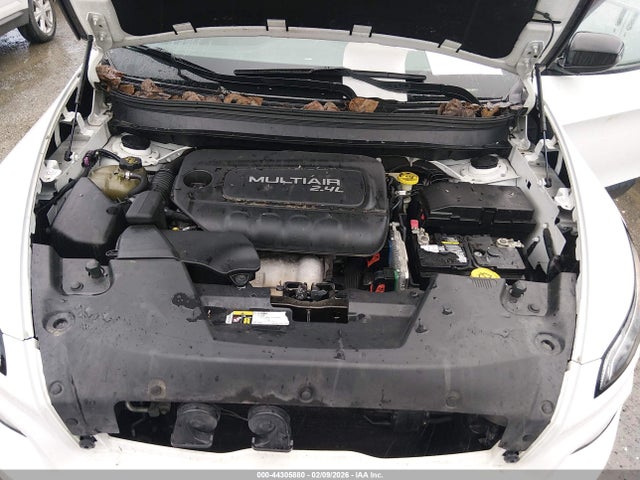 1C4PJLAB0HW527025 Jeep Cherokee Altitude Fwd
