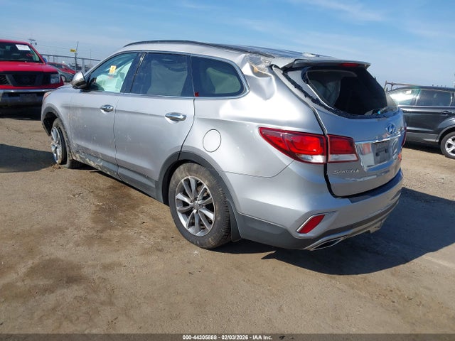 KM8SN4HFXHU248640 Hyundai Santa Fe Se