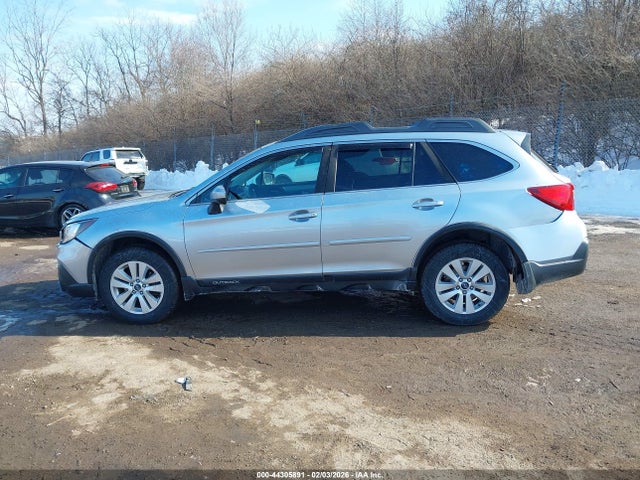 Subaru Outback 2.5i Premium 2018 4S4BSADC7J3346586 Image 15