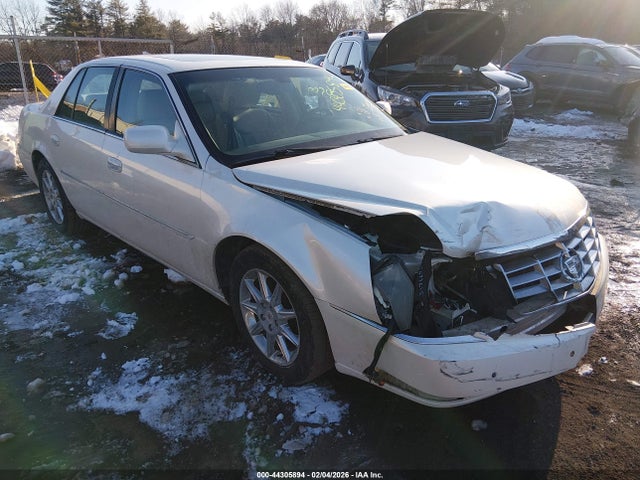 2011 CADILLAC DTS 1G6KD5E63BU127802