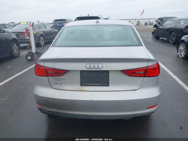2016 Audi A3 1.8t Premium მანქანა იყიდება აუქციონზე, vin: WAUA7GFF2G1015296, აუქციონის ნომერი: 44305901