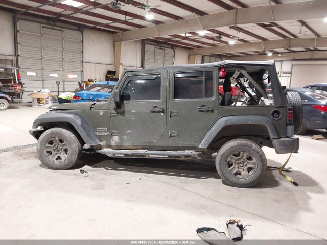 Продаж на аукціоні авто 2015 Jeep Wrangler Unlimited Sport, vin: 1C4BJWDG5FL740747, номер лоту: 44305906