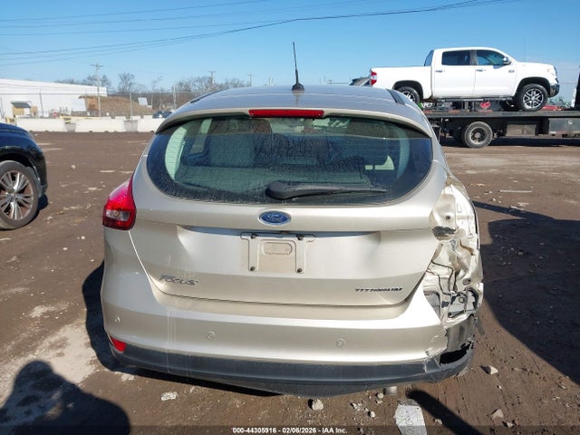 1FADP3N28JL271872 Ford Focus Titanium