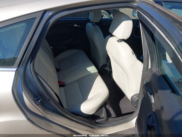 1FADP3N28JL271872 Ford Focus Titanium