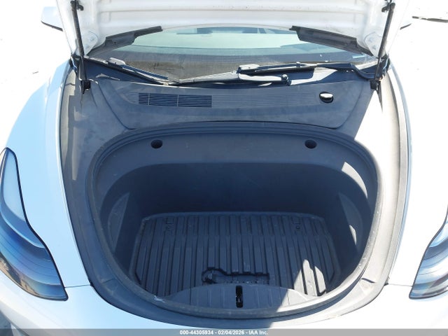 Продажа на аукционе авто 2022 Tesla Model 3 Long Range Dual Motor All-wheel Drive, vin: 5YJ3E1EB7NF230450, номер лота: 44305934