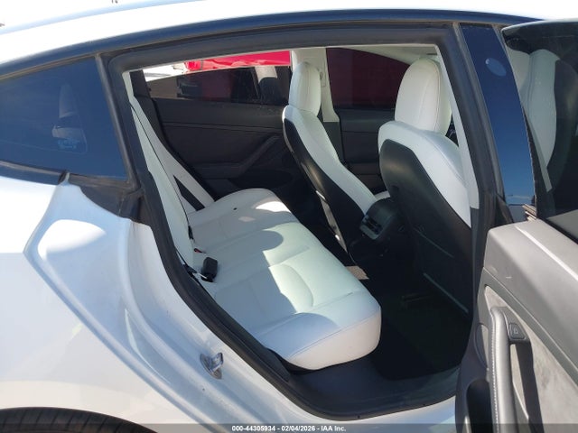 Продажа на аукционе авто 2022 Tesla Model 3 Long Range Dual Motor All-wheel Drive, vin: 5YJ3E1EB7NF230450, номер лота: 44305934
