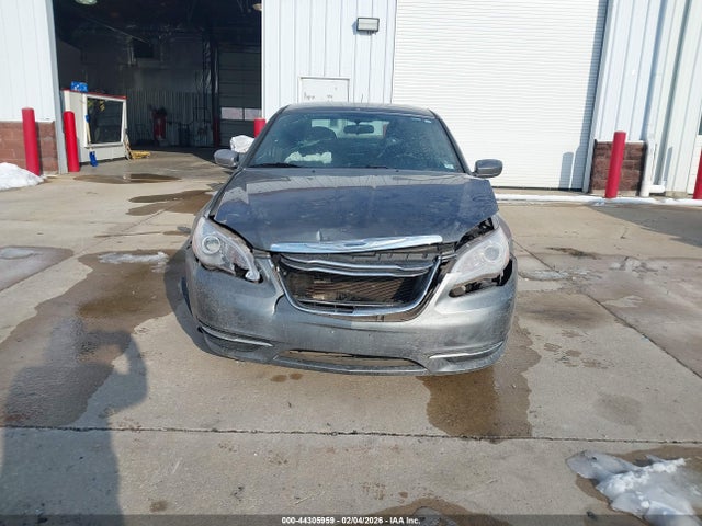 Aukcja sprzedaży 2013 Chrysler 200 Touring, vin: 1C3CCBBB0DN528794, numer aukcji: 44305959