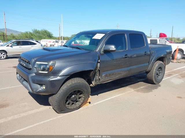 Toyota Tacoma Prerunner V6 2014 3TMJU4GN1EM159552 Image 2