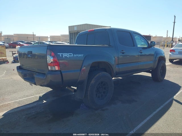 Toyota Tacoma Prerunner V6 2014 3TMJU4GN1EM159552 Image 4