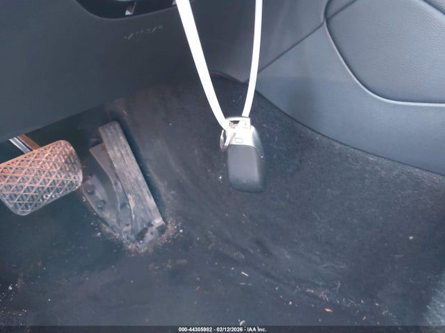 44305982 :رقم المزاد ، W1N0G8EB6NG121353 vin ، 2022 Mercedes-benz Glc 300 4matic Suv مزاد بيع